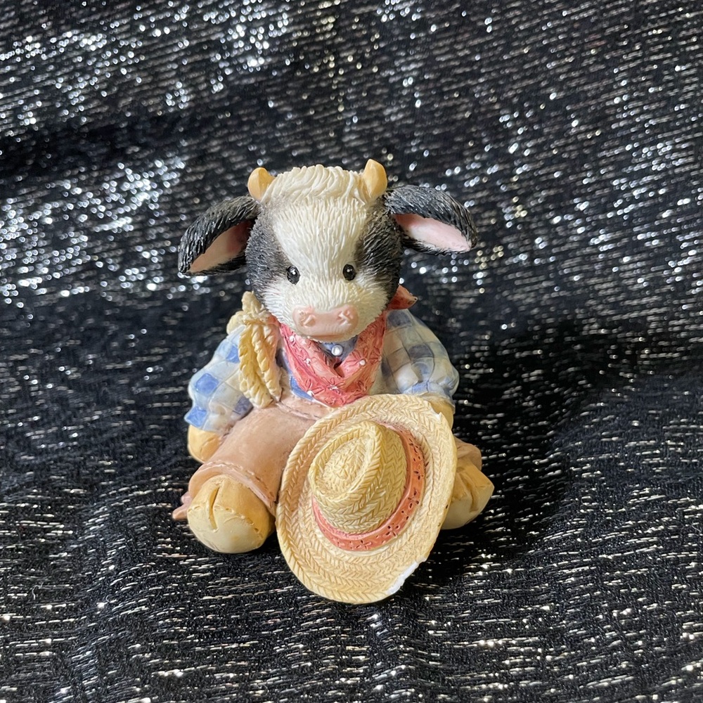 Vintage Enesco Mary's Moo Moos "Chip" Cowboy Cow Figurine